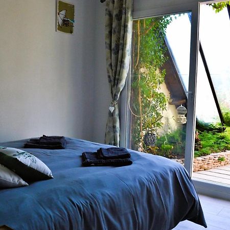 La Maison Penchee, Avec Jardin A 50M De La Plage Анел Екстериор снимка